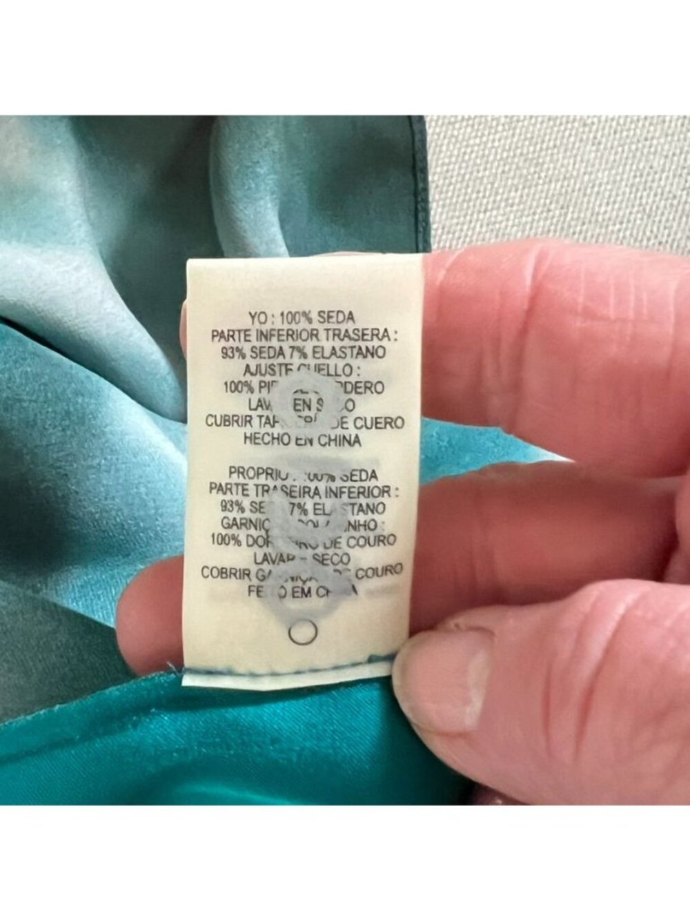 Elie Tahari Silk Blouse Leather Collar Emerald Abstract Print Quiet Luxury L - Picture 10 of 13